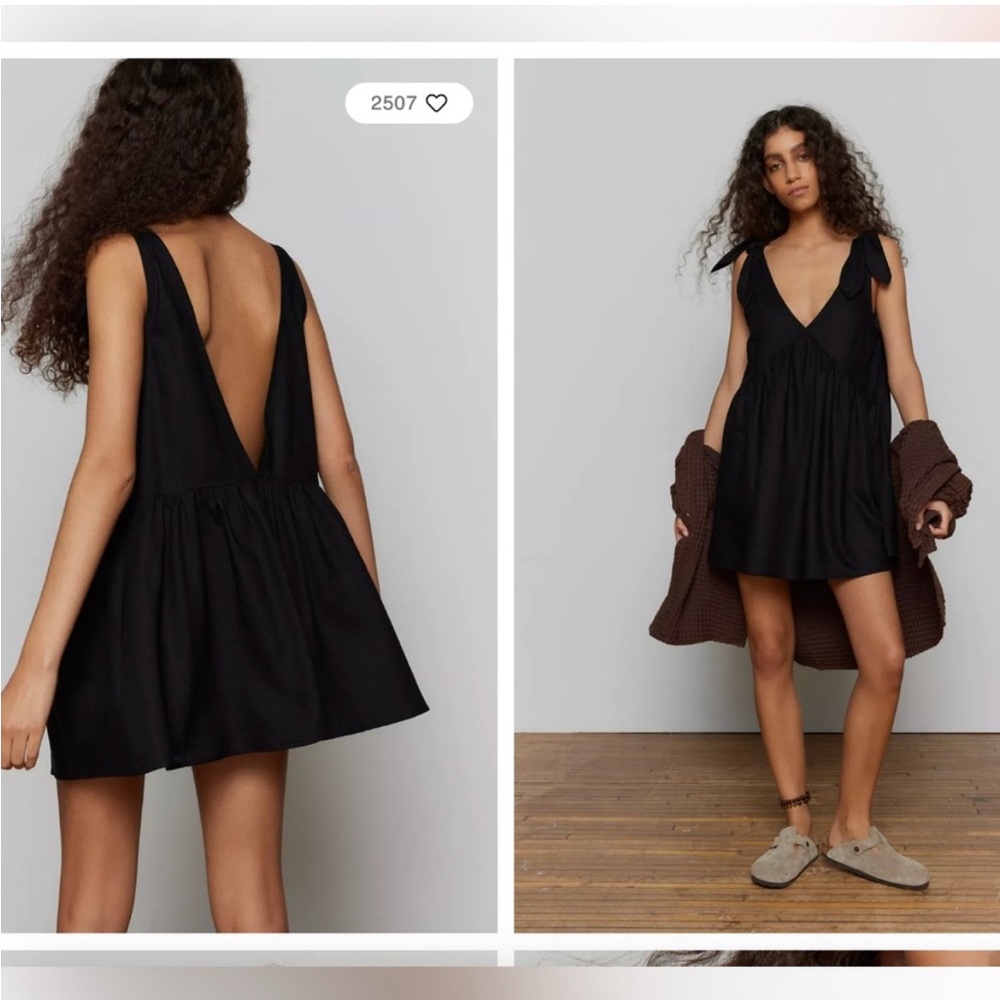 Elegant Black Sleeveless Dress
